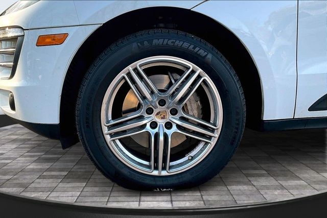 2017 Porsche Macan S - 22962241 - 39