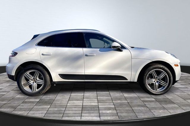 2017 Porsche Macan S - 22962241 - 7