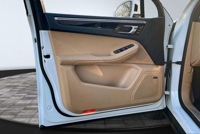 2017 Porsche Macan S - 22962241 - 8