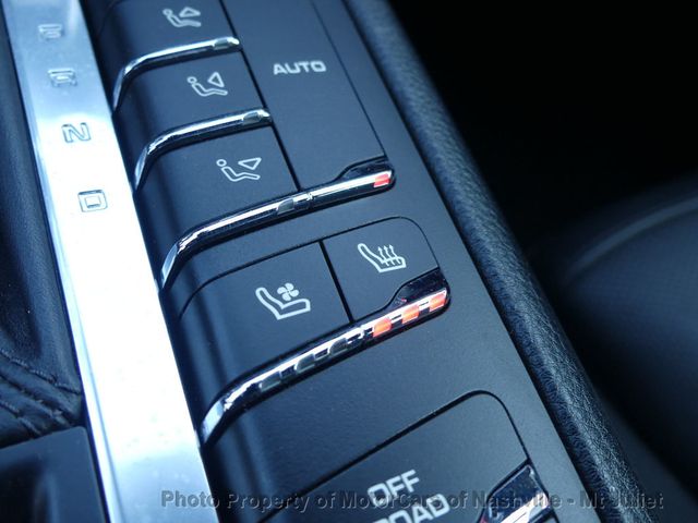 2017 Porsche Macan S - 22867263 - 35