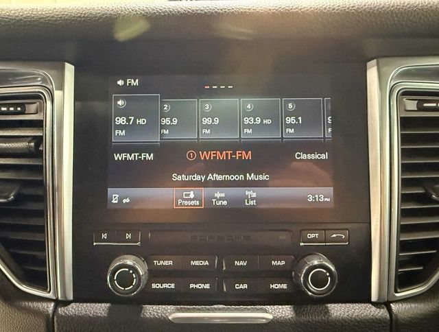 2017 Porsche Macan S AWD - 22947216 - 21