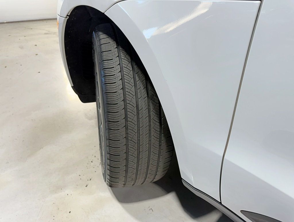 2017 Porsche Macan S AWD - 22947216 - 2