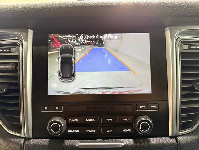 2017 Porsche Macan S AWD - 22947216 - 29