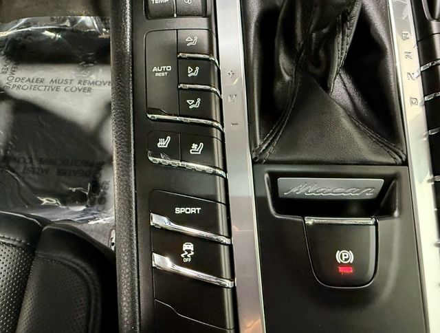 2017 Porsche Macan S AWD - 22947216 - 33