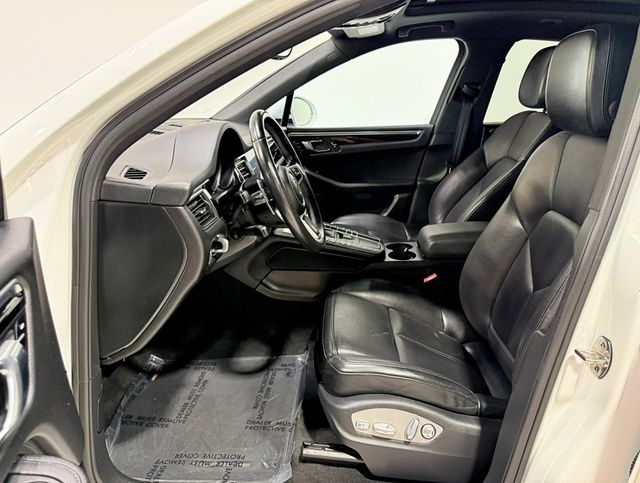 2017 Porsche Macan S AWD - 22947216 - 36