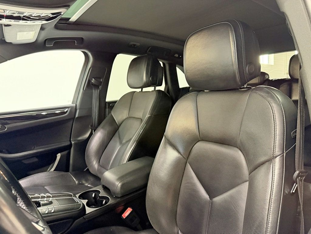 2017 Porsche Macan S AWD - 22947216 - 40