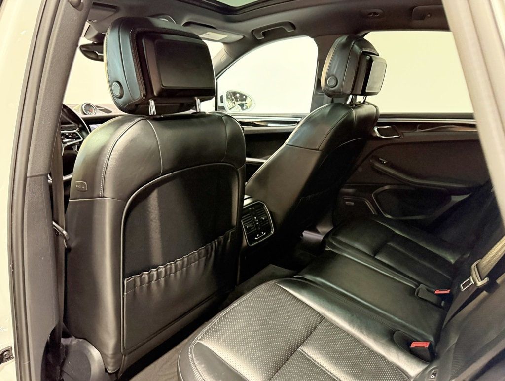 2017 Porsche Macan S AWD - 22947216 - 48