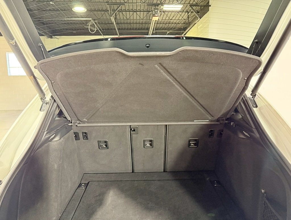 2017 Porsche Macan S AWD - 22947216 - 53