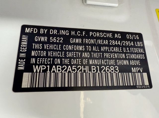 2017 Porsche Macan S AWD - 22947216 - 67