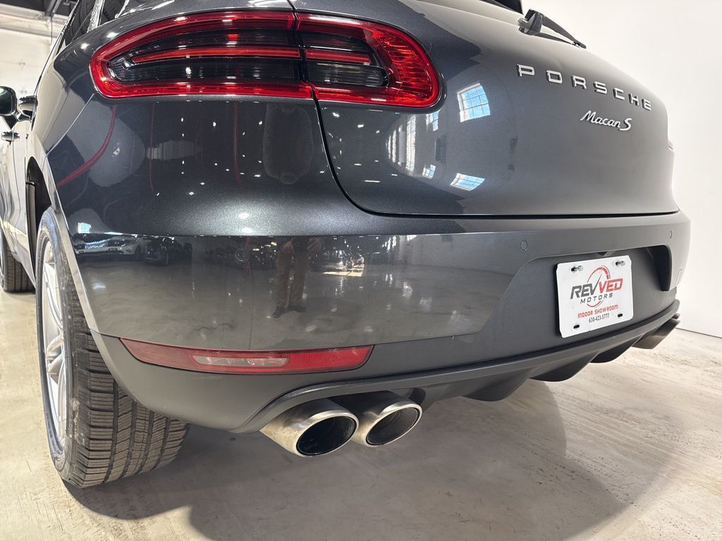 2017 Porsche Macan S AWD - 22982538 - 10