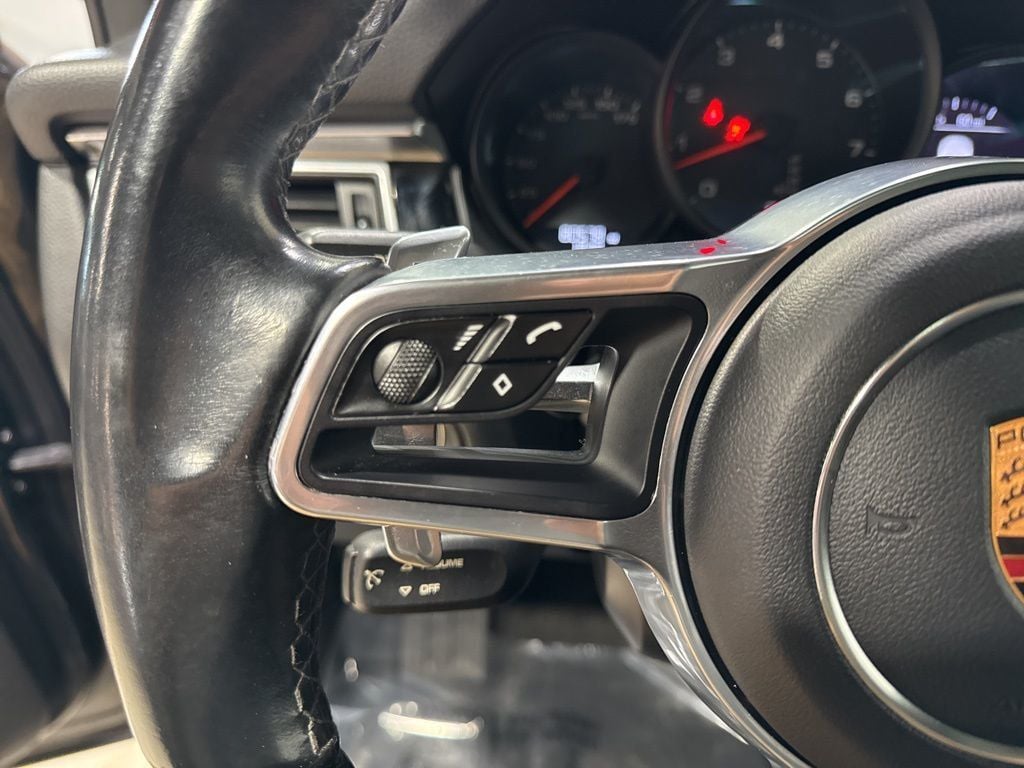 2017 Porsche Macan S AWD - 22982538 - 14
