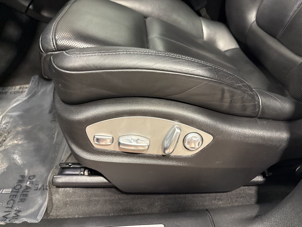 2017 Porsche Macan S AWD - 22982538 - 29