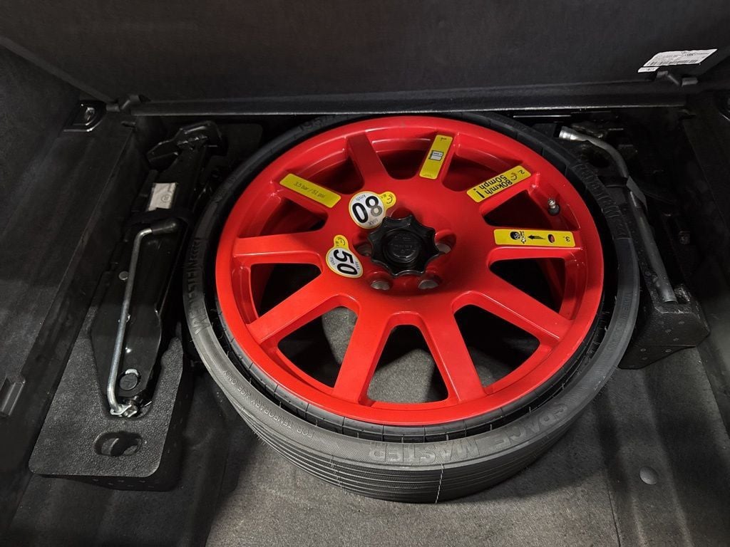 2017 Porsche Macan S AWD - 22982538 - 40