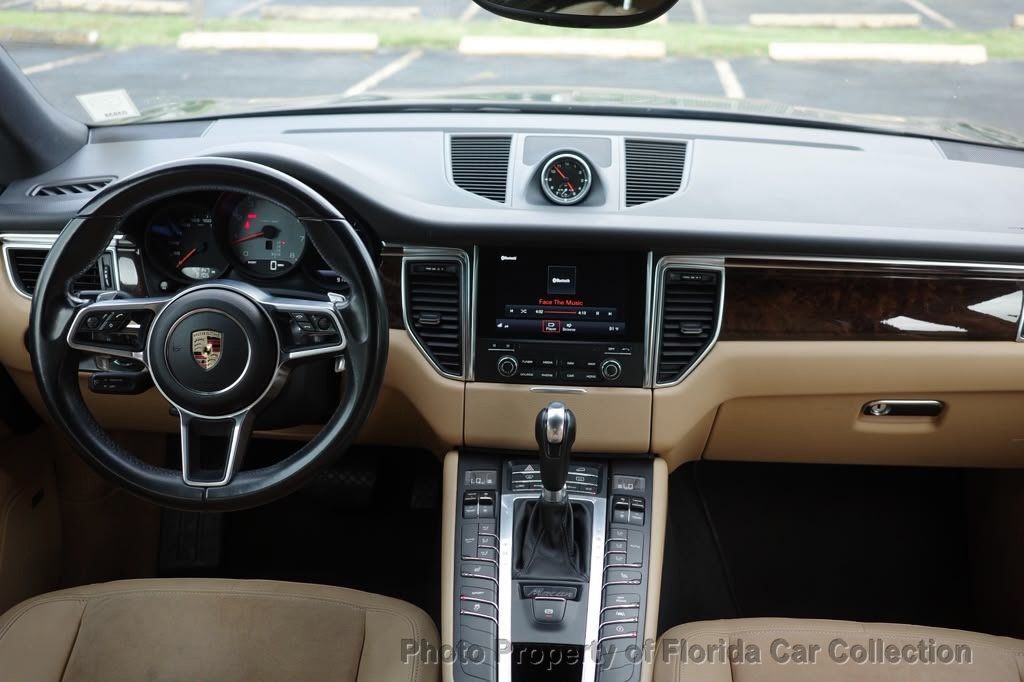 2017 Porsche Macan S AWD - 23072115 - 13