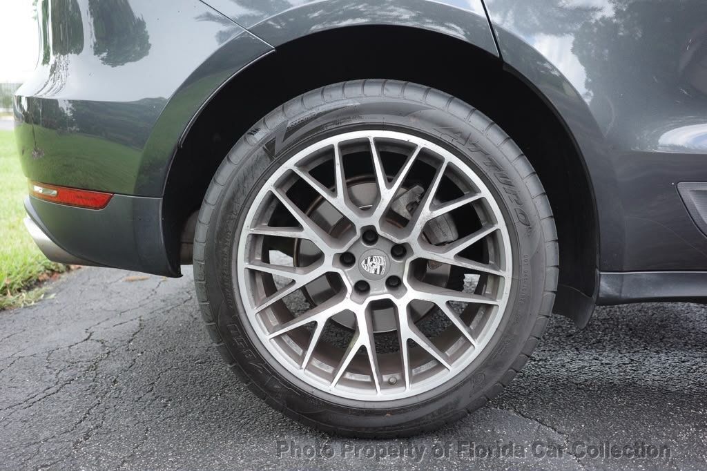 2017 Porsche Macan S AWD - 23072115 - 18