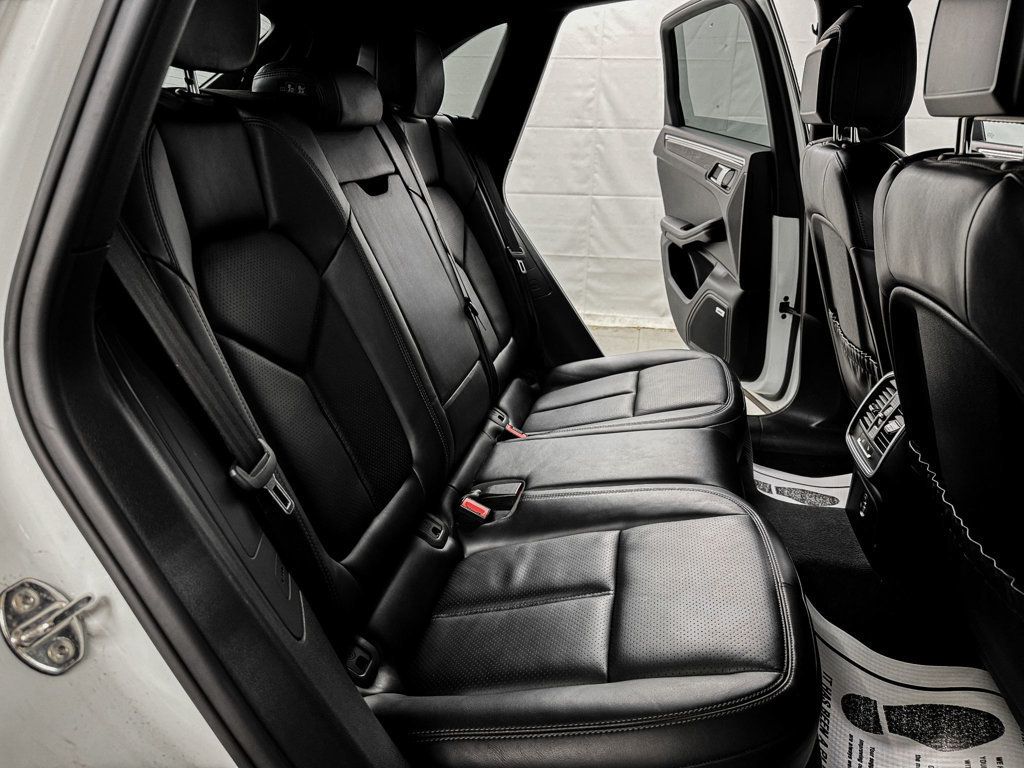 2017 Porsche Macan S AWD - 22947600 - 10