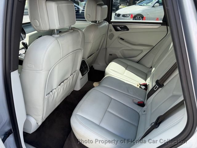 2017 Porsche Macan S AWD 3.0L Twin Turbo - 23087173 - 16