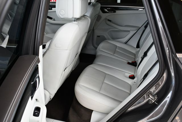 2017 Porsche Macan S AWD SUV W/Premium Package Plus - 22902235 - 14