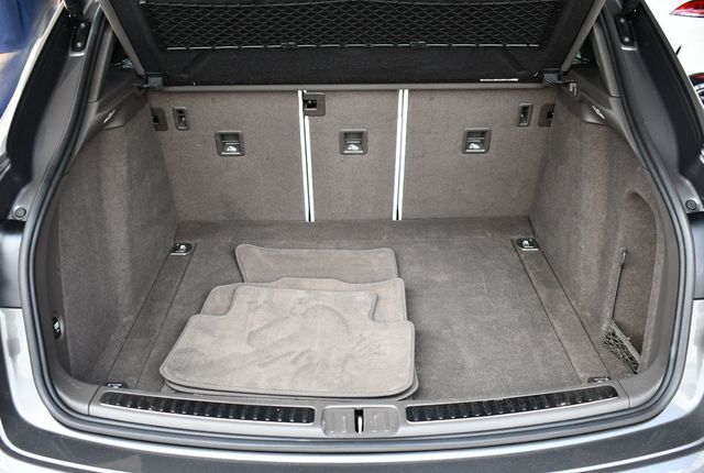 2017 Porsche Macan S AWD SUV W/Premium Package Plus - 22902235 - 15