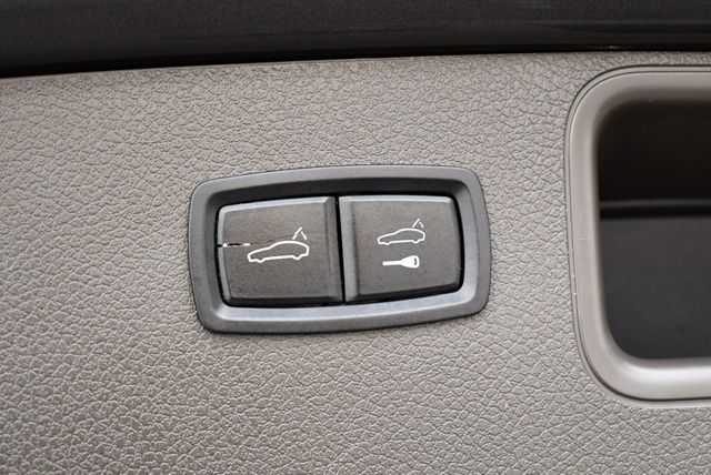 2017 Porsche Macan S AWD SUV W/Premium Package Plus - 22902235 - 16