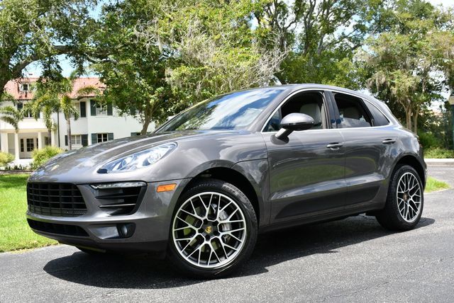 2017 Porsche Macan S AWD SUV W/Premium Package Plus - 22902235 - 23