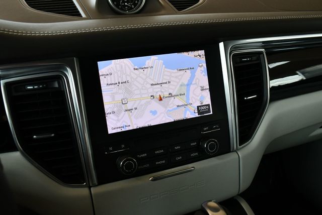 2017 Porsche Macan S AWD SUV W/Premium Package Plus - 22902235 - 48