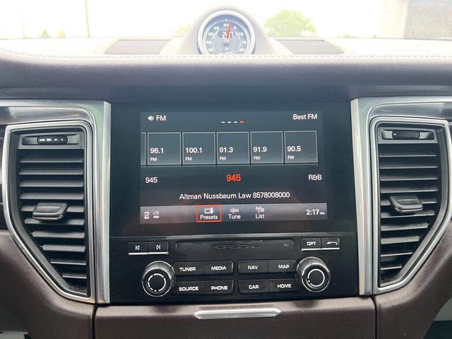 2017 Porsche Macan TURBO - 22959345 - 23