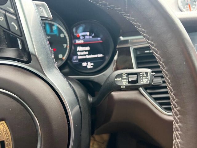 2017 Porsche Macan TURBO - 22959345 - 40