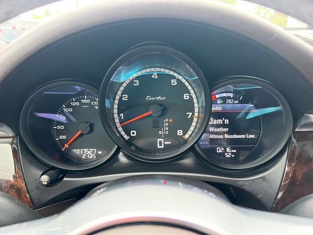 2017 Porsche Macan TURBO - 22959345 - 42