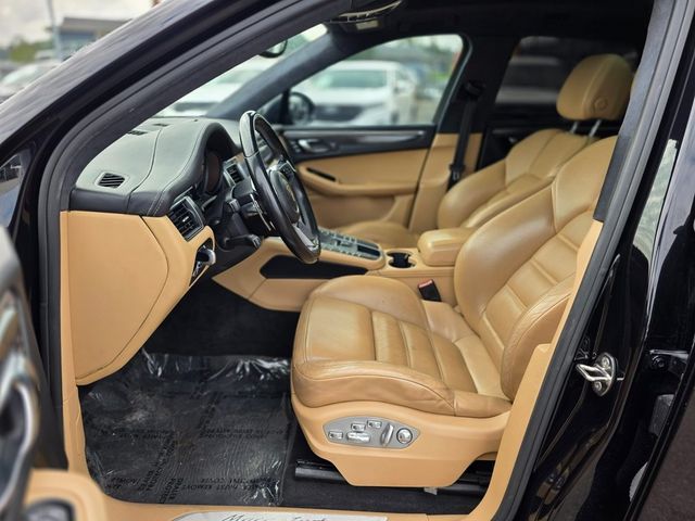 2017 Porsche Macan Turbo - 22975161 - 13