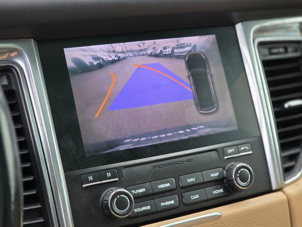 2017 Porsche Macan Turbo - 22975161 - 26