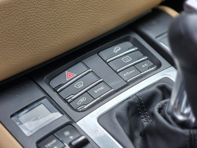 2017 Porsche Macan Turbo - 22975161 - 27