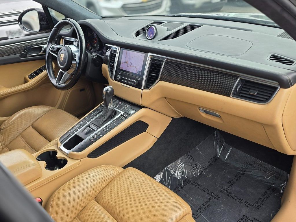 2017 Porsche Macan Turbo - 22975161 - 6