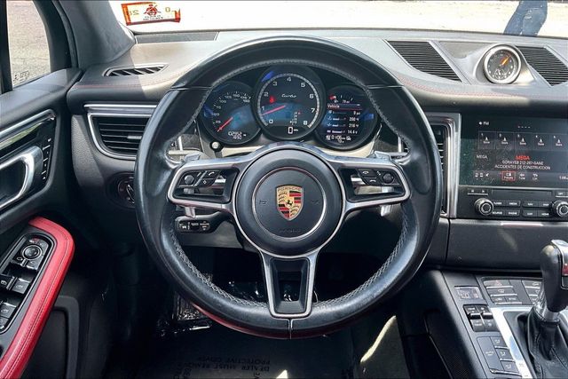 2017 Porsche Macan Turbo - 23038410 - 18