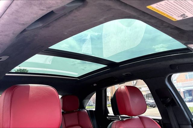 2017 Porsche Macan Turbo - 23038410 - 31