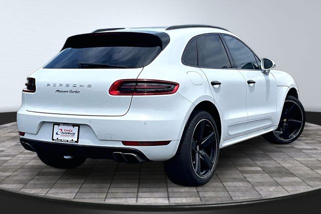 2017 Porsche Macan Turbo - 23038410 - 4