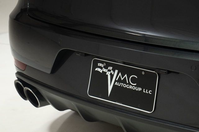 2017 Porsche Macan Turbo AWD w/Performance Pkg - 22223229 - 16