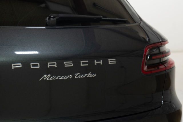 2017 Porsche Macan Turbo AWD w/Performance Pkg - 22223229 - 19