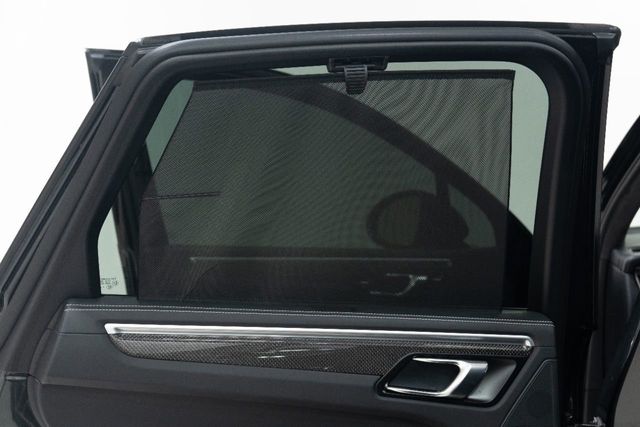 2017 Porsche Macan Turbo AWD w/Performance Pkg - 22223229 - 28