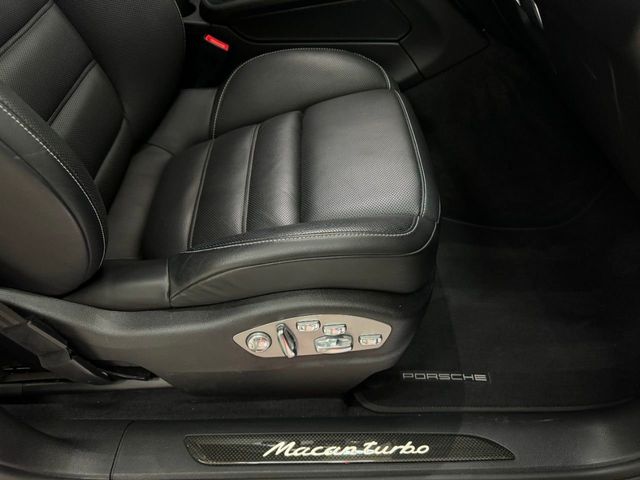 2017 Porsche Macan Turbo AWD w/Performance Pkg - 22223229 - 62