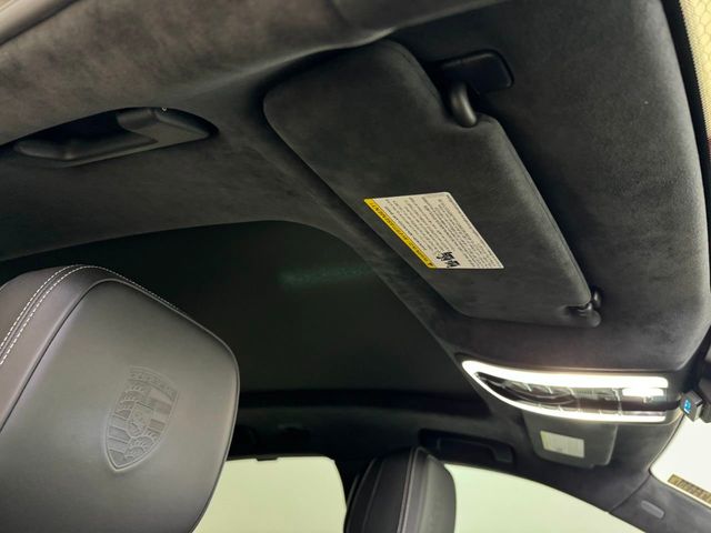 2017 Porsche Macan Turbo AWD w/Performance Pkg - 22223229 - 63