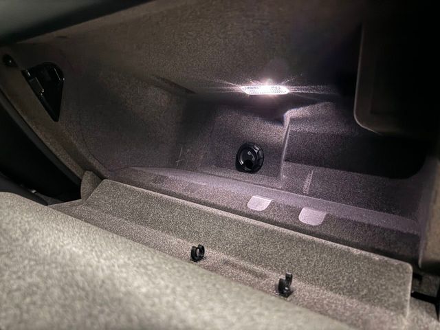 2017 Porsche Macan Turbo AWD w/Performance Pkg - 22223229 - 67