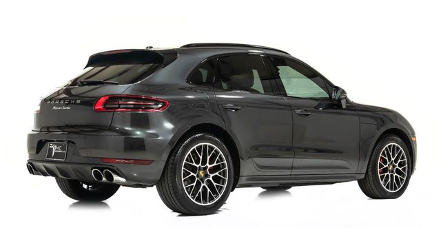 2017 Porsche Macan Turbo AWD w/Performance Pkg - 22223229 - 6