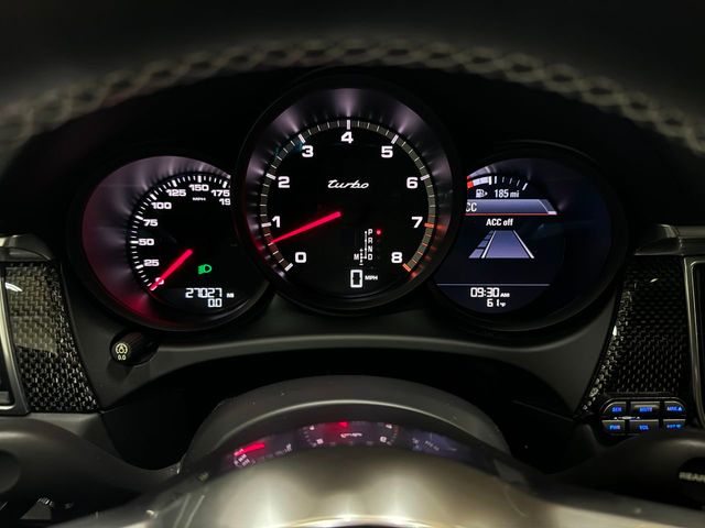 2017 Porsche Macan Turbo AWD w/Performance Pkg - 22223229 - 75