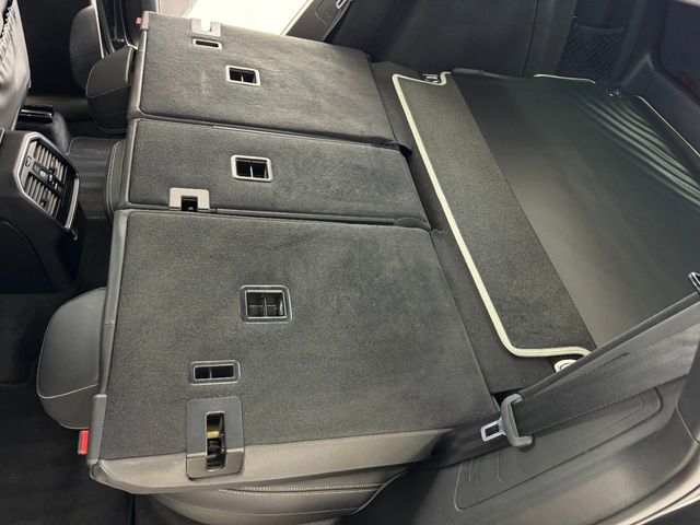 2017 Porsche Macan Turbo AWD w/Performance Pkg - 22223229 - 90