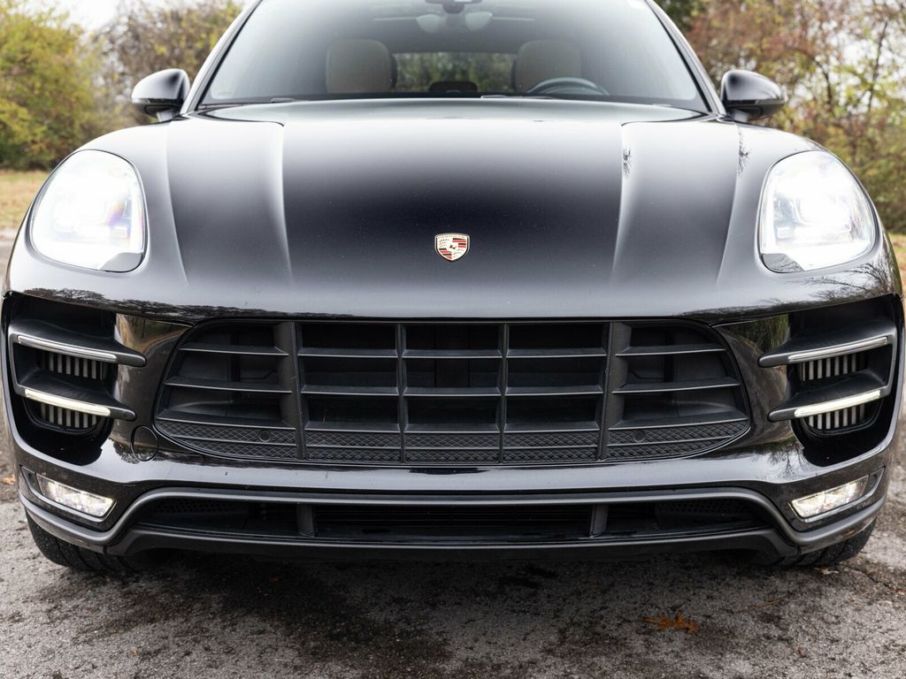 2017 Porsche Macan Turbo, Premium Pack +, 21" Sport Classic Wheels, 14 Way Seats - 22956042 - 16