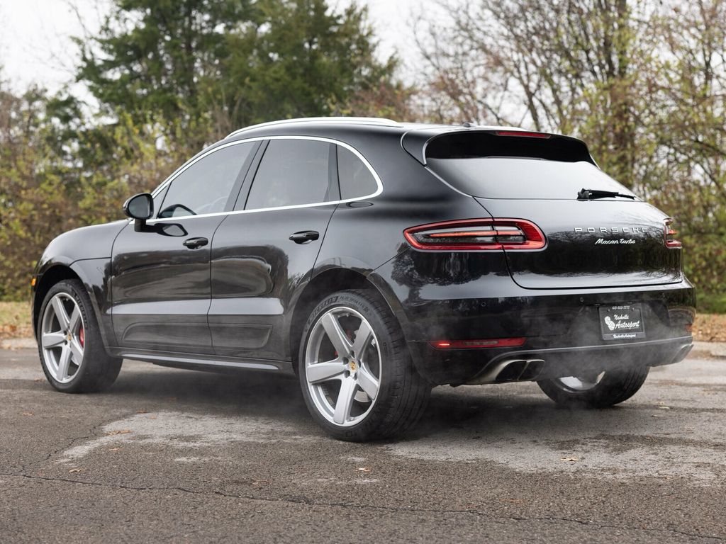2017 Porsche Macan Turbo, Premium Pack +, 21" Sport Classic Wheels, 14 Way Seats - 22956042 - 5