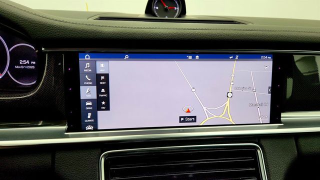 2017 Porsche Panamera 4 AWD w/ Premium Pkg, PASM, LKA, C Fiber Interior, Surround View - 23034802 - 18