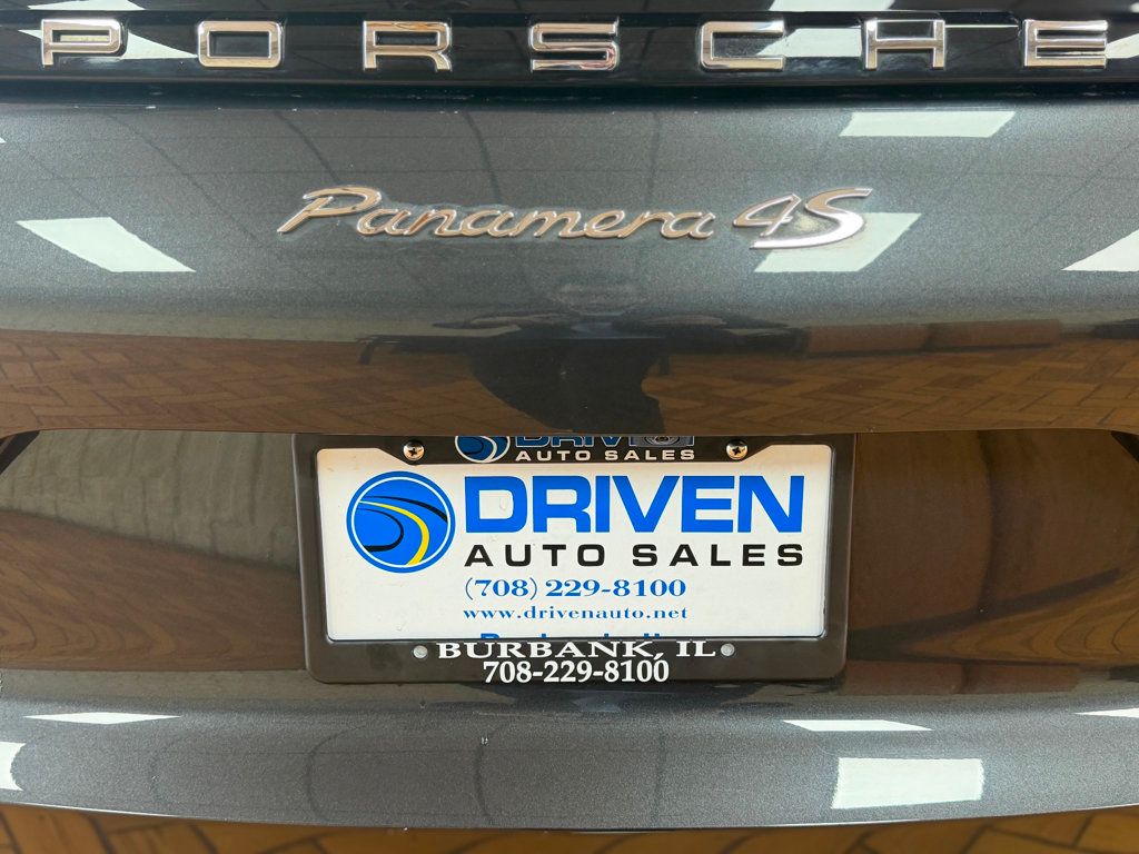 2017 Porsche Panamera 4S AWD - 23019311 - 9