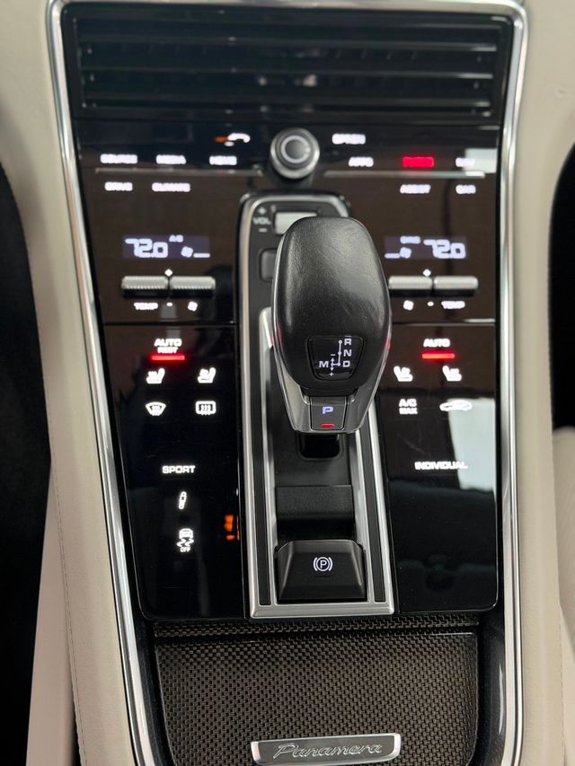 2017 Porsche Panamera 4S AWD - 23019311 - 30